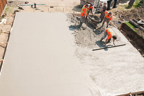 Best Concrete Pool Decks in Hamburg, IA
